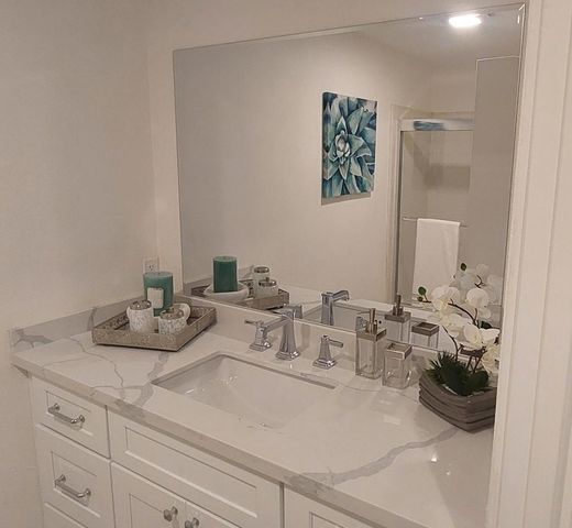 49091 Washington Street, La Quinta, CA 92253
