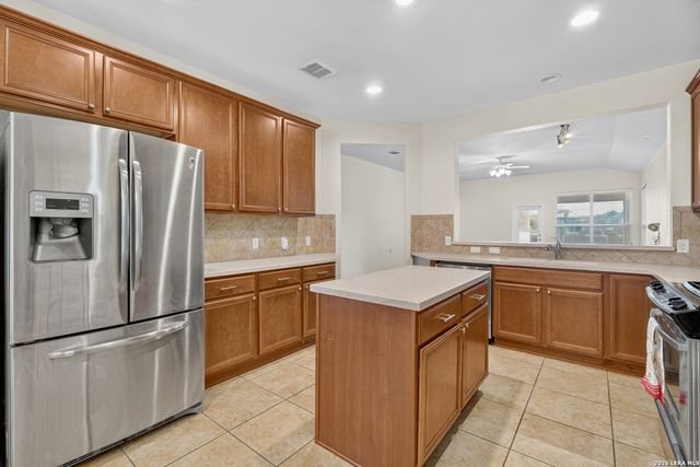 3410 Port Pl, San Antonio, TX 78253
