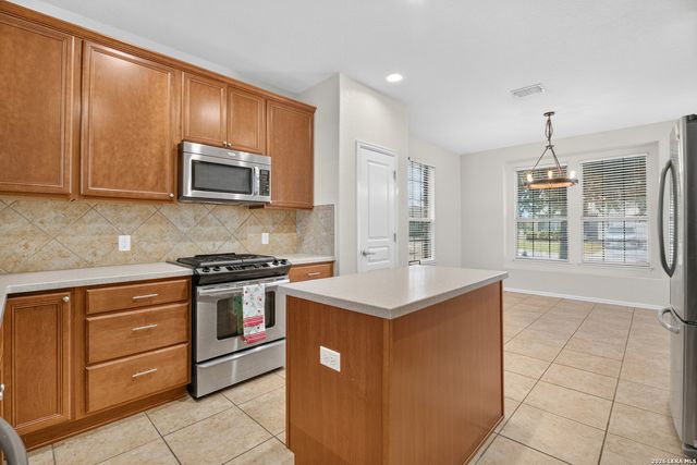 3410 Port Pl, San Antonio, TX 78253