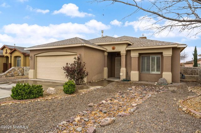 3584 Sierra Bonita Avenue, Las Cruces, NM 88012