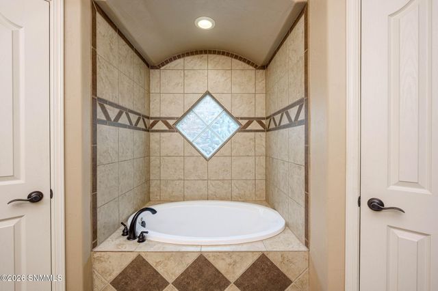 3584 Sierra Bonita Avenue, Las Cruces, NM 88012