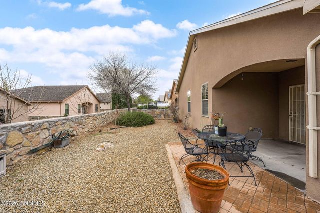 3584 Sierra Bonita Avenue, Las Cruces, NM 88012
