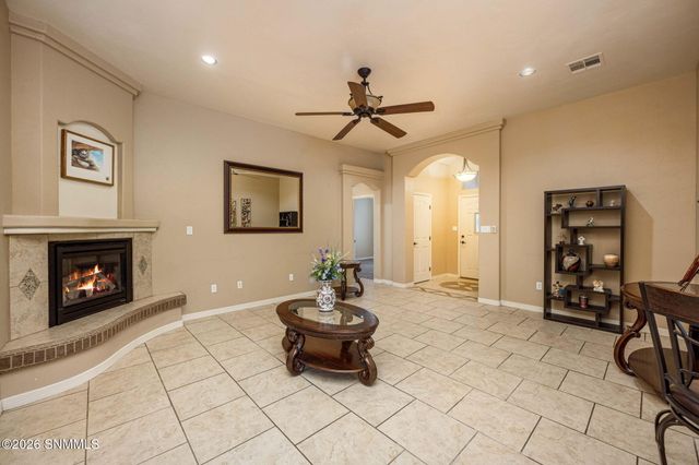 3584 Sierra Bonita Avenue, Las Cruces, NM 88012