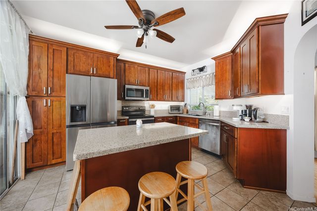 91-988 Laaulu Street 34F, Ewa Beach, HI 96706