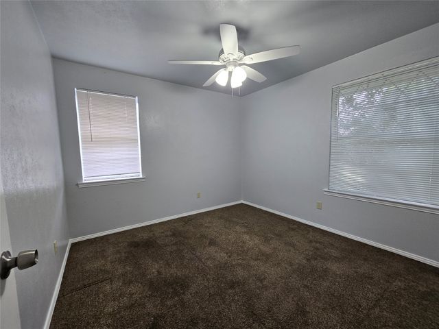 509 Arbor Lane, Lancaster, TX 75134