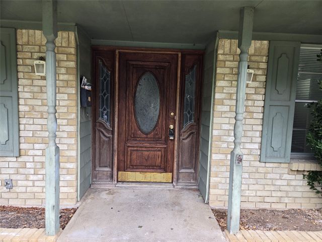 509 Arbor Lane, Lancaster, TX 75134