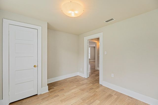 322 Blanco ST, Luling, TX 78648