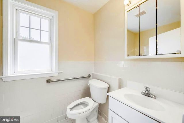 411 N ROCK GLEN RD, Baltimore, MD 21229