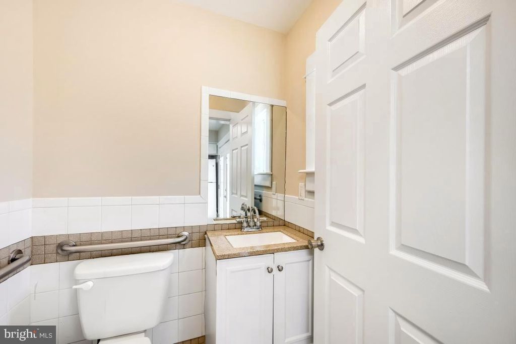 Image 25 of property listing at 411 N ROCK GLEN RD, Baltimore, MD 21229