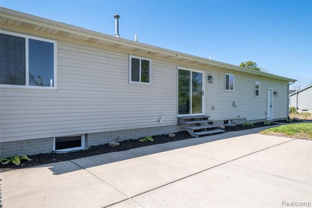 3104 W Baldwin Road, Grand Blanc, MI 48439