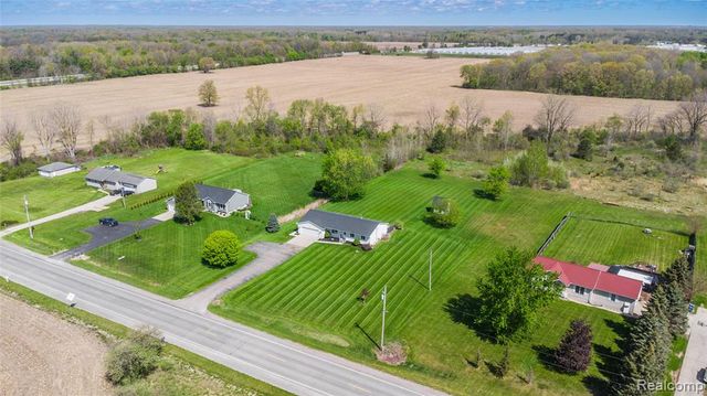 3104 W Baldwin Road, Grand Blanc, MI 48439