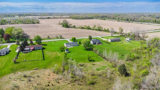 3104 W Baldwin Road, Grand Blanc, MI 48439