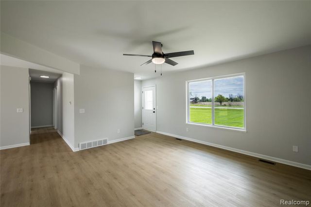 3104 W Baldwin Road, Grand Blanc, MI 48439