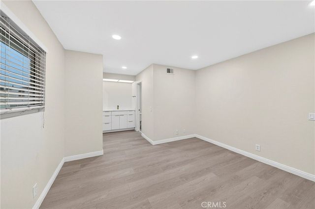 11360 166th 10, Cerritos, CA 90703
