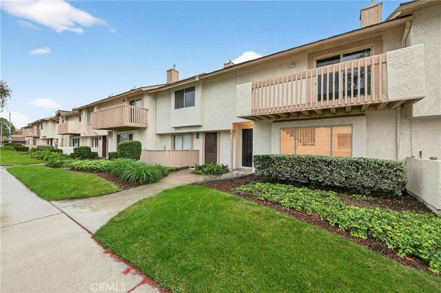 11360 166th 10, Cerritos, CA 90703