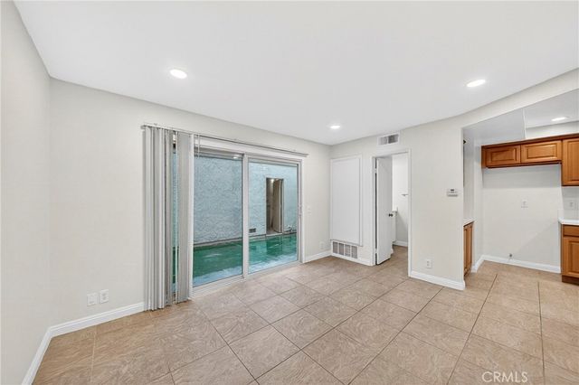 11360 166th 10, Cerritos, CA 90703
