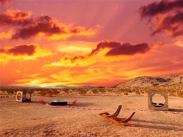 2884 Fortuna, Landers, CA 92285