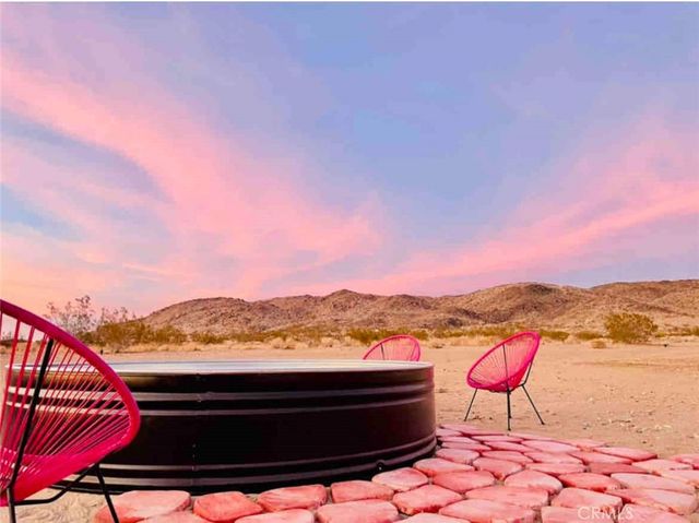 2884 Fortuna, Landers, CA 92285