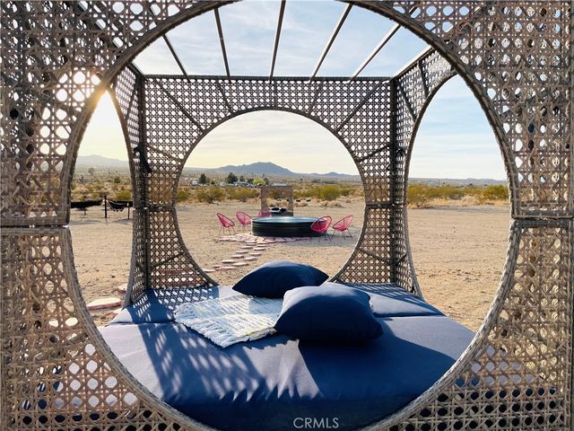 2884 Fortuna, Landers, CA 92285