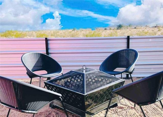 2884 Fortuna, Landers, CA 92285