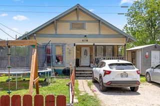 608 E Pecan ST, Taylor, TX 76574