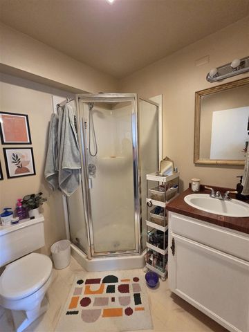 963 W Ann Arbor Trail Unit: 18b, Plymouth, MI 48170