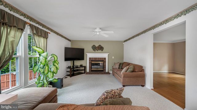 15670 ANDOVER HEIGHTS DR, Woodbridge, VA 22193