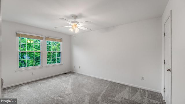 15670 ANDOVER HEIGHTS DR, Woodbridge, VA 22193