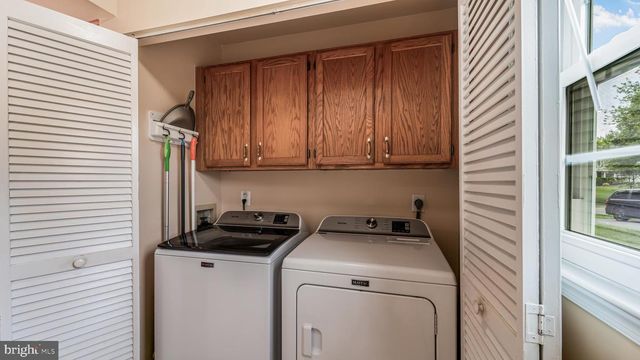 15670 ANDOVER HEIGHTS DR, Woodbridge, VA 22193