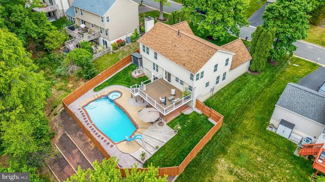 15670 ANDOVER HEIGHTS DR, Woodbridge, VA 22193