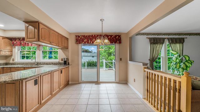 15670 ANDOVER HEIGHTS DR, Woodbridge, VA 22193