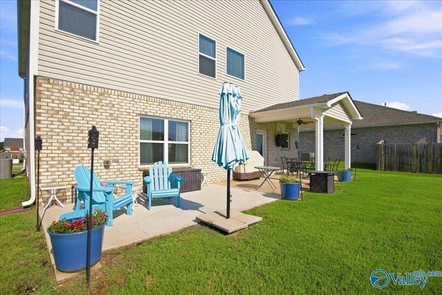 13906 Hill Place Lane, Athens, AL 35611
