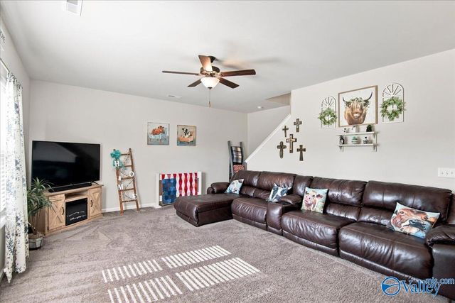 13906 Hill Place Lane, Athens, AL 35611