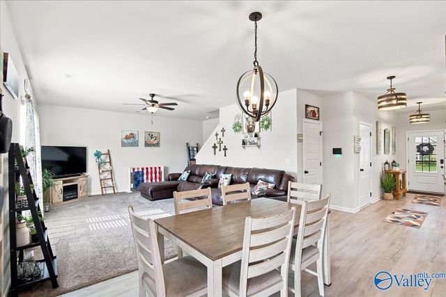 13906 Hill Place Lane, Athens, AL 35611
