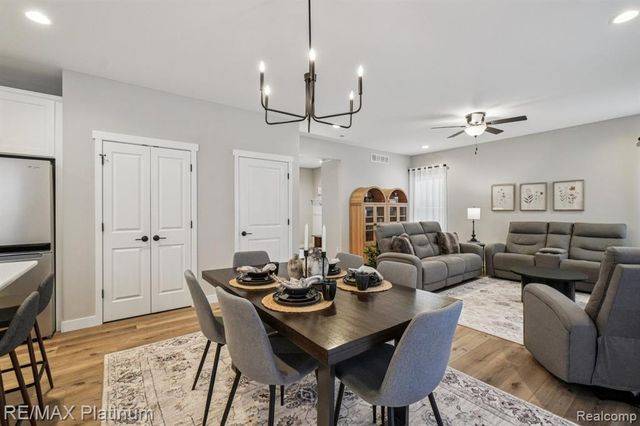 5261 Autumn Kirsten Drive, Fowlerville, MI 48836