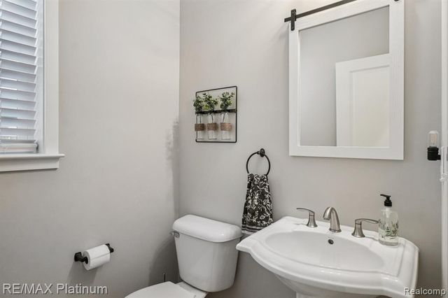 5261 Autumn Kirsten Drive, Fowlerville, MI 48836