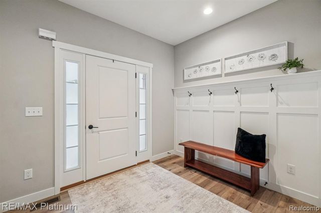 5261 Autumn Kirsten Drive, Fowlerville, MI 48836