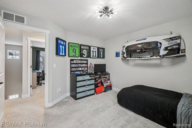 5261 Autumn Kirsten Drive, Fowlerville, MI 48836