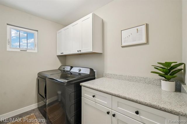 5261 Autumn Kirsten Drive, Fowlerville, MI 48836