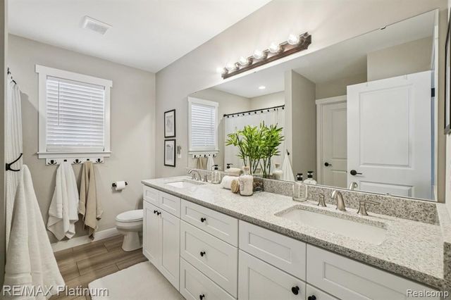 5261 Autumn Kirsten Drive, Fowlerville, MI 48836