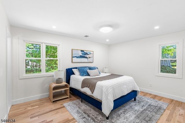 107 Scudders Rd, Sparta Twp., NJ 07871