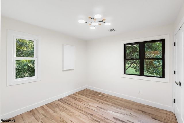 107 Scudders Rd, Sparta Twp., NJ 07871