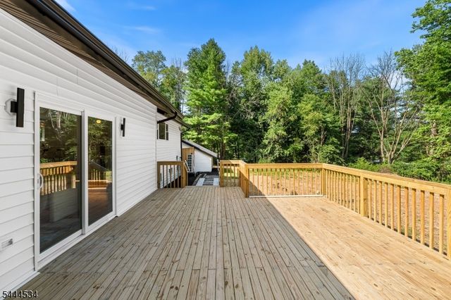 107 Scudders Rd, Sparta Twp., NJ 07871