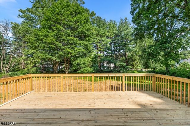 107 Scudders Rd, Sparta Twp., NJ 07871