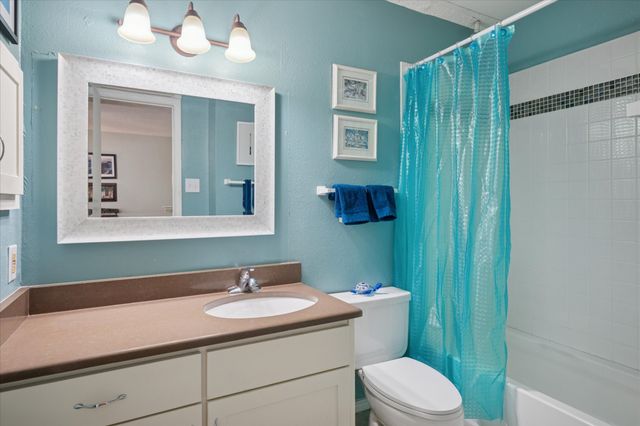 1601 Marsh Lane 208, Carrollton, TX 75006