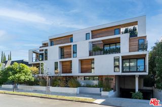 132 N Swall Drive 202, Los Angeles, CA 90048