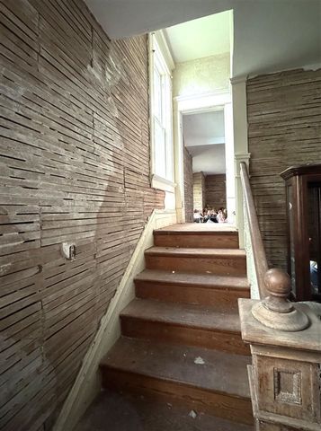 803 SW D Ave, Lawton, OK 73501