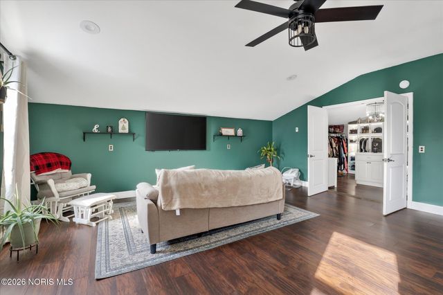 415 Fort Findlay Road, Woodville, OH 43469