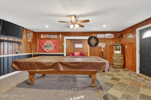 415 Fort Findlay Road, Woodville, OH 43469