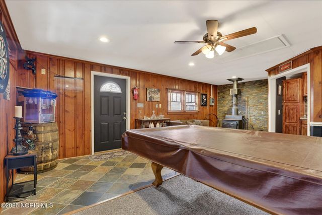 415 Fort Findlay Road, Woodville, OH 43469